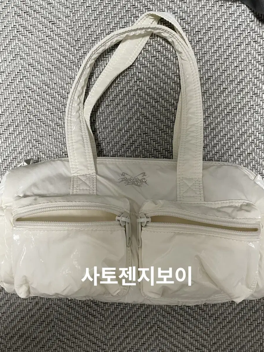 (포카O쇼타로) 라이징데이 가방 화이트